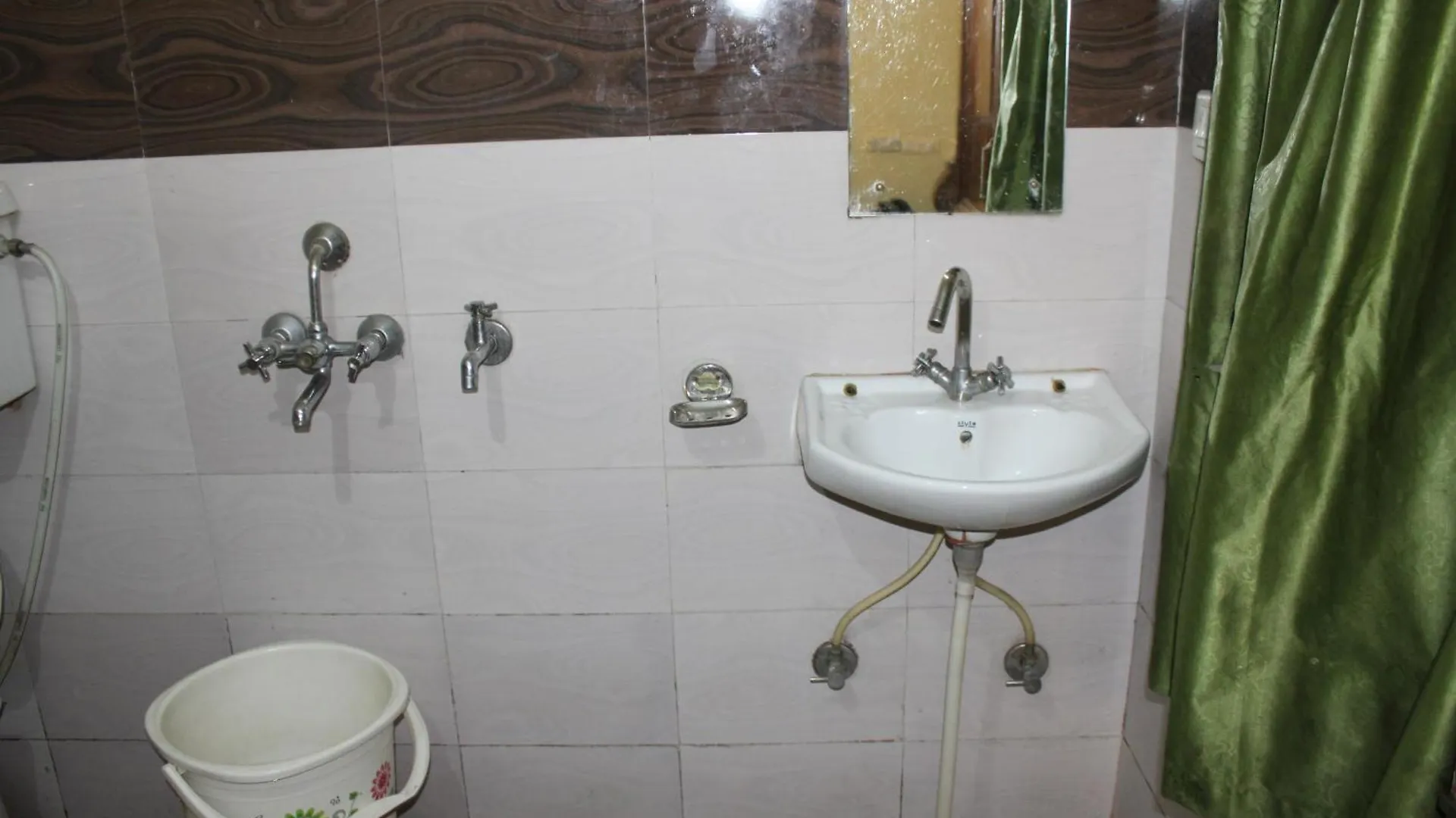 Hotel Diamond Leaf Chandīgarh